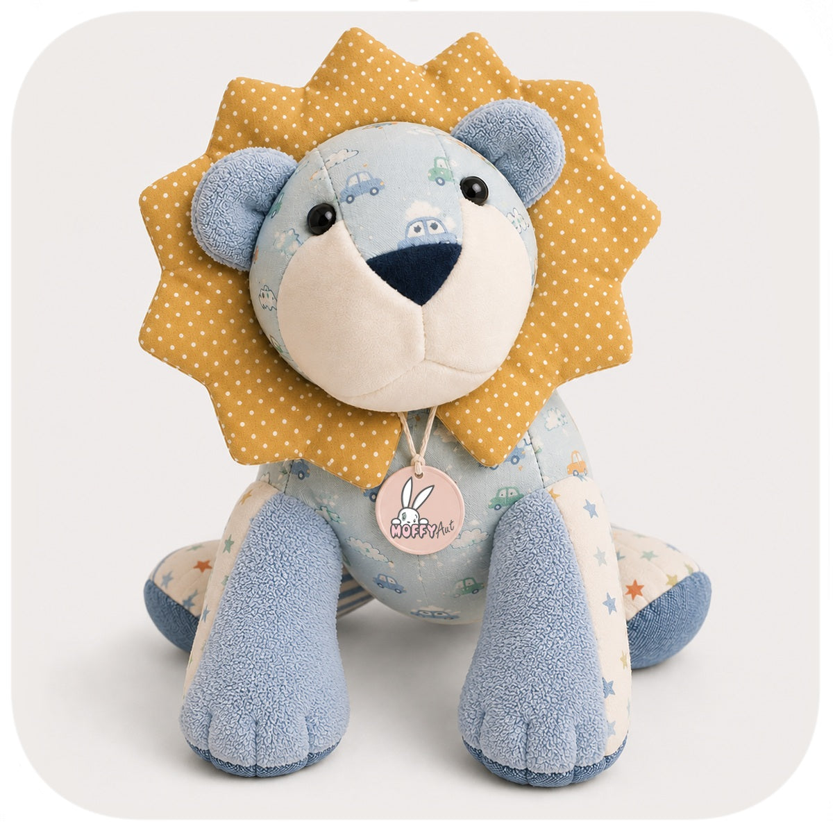 Peluche leone ricordo realizzato con vestitini neonato